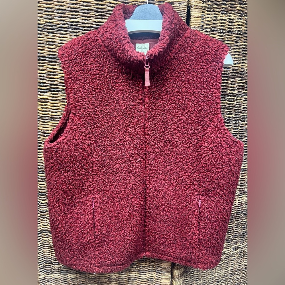 Cabela's - Womens Sherpa Vest - Deep‎ Red/Black, Size: XLarge Reg, Full zipper